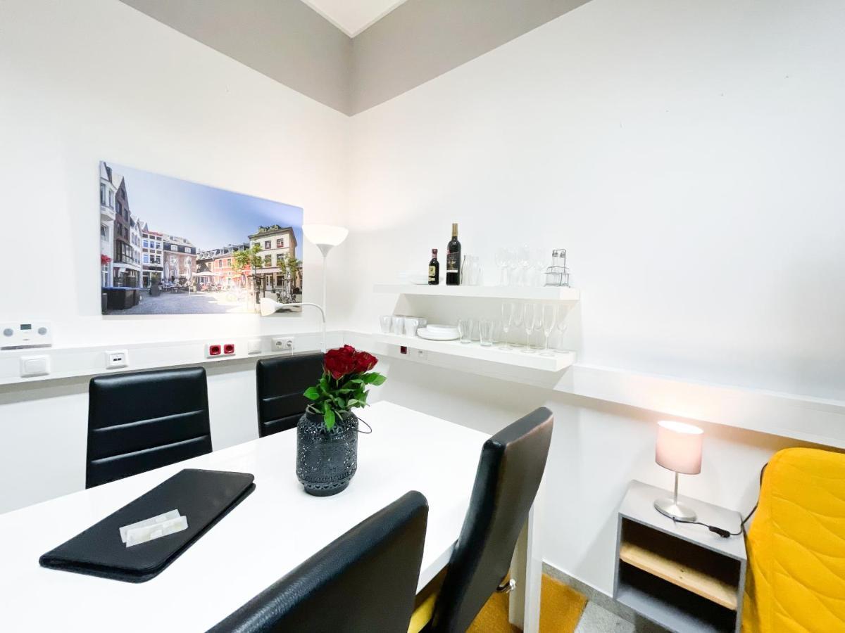 Relax Aachener Boardinghouse Main Train Station Aparthotel Buitenkant foto